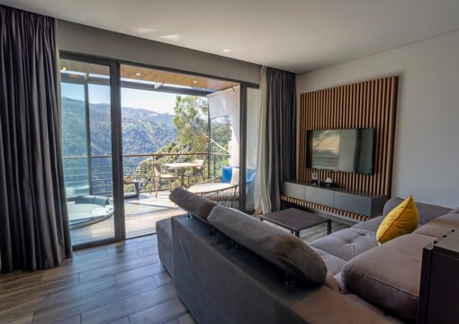 Superior Eagle Nest Villa