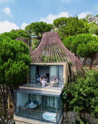 Eagle nest villa at scappa resort that is a duplex with two terraces and moutain view, outdoor or indoor jacuzzi surrounded by nature
