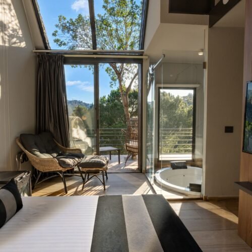 Hanging Villa