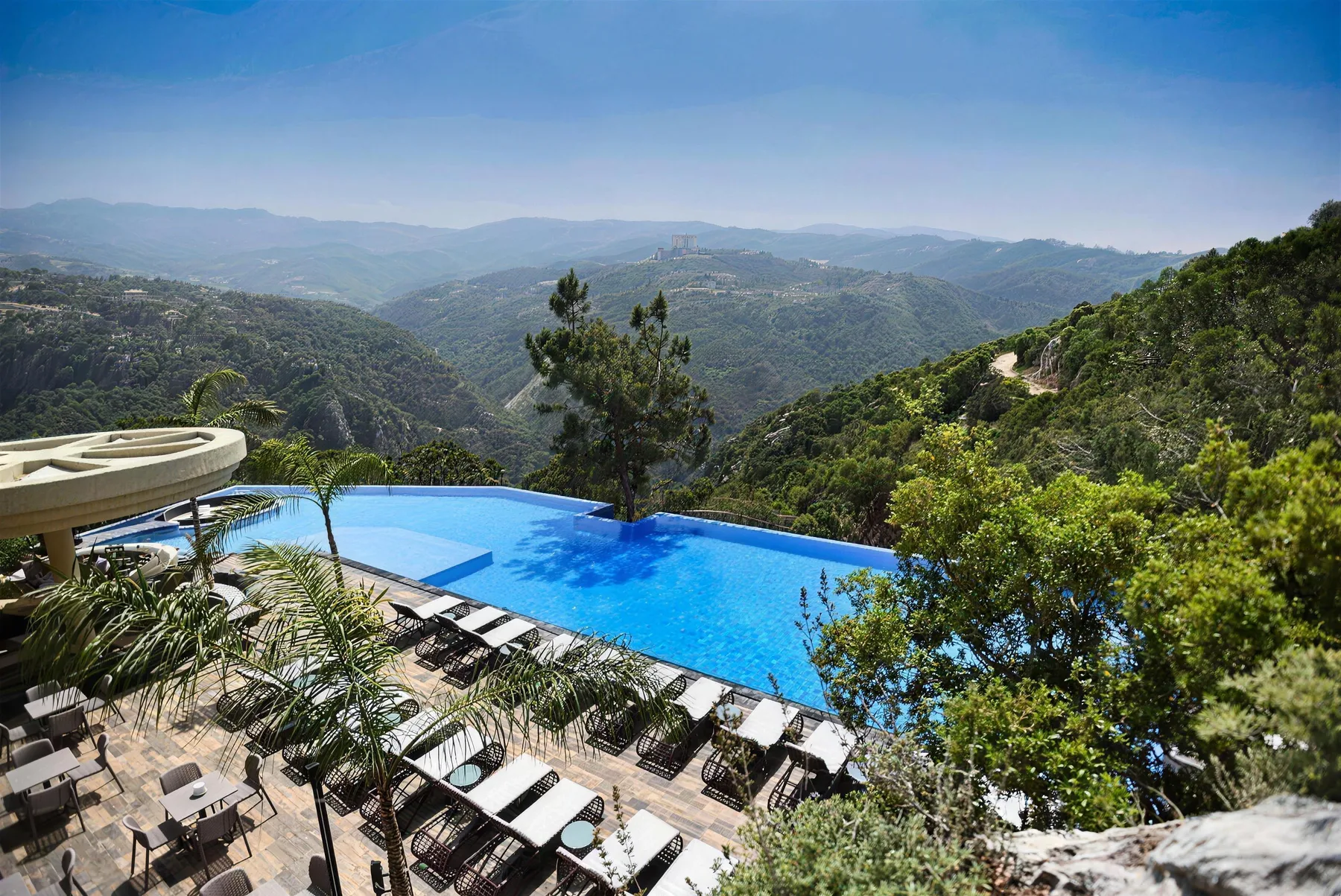 Scappa adults-only infinity pool above the valley